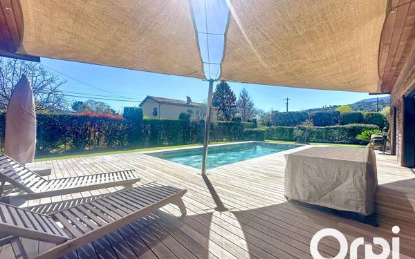 Maison à vendre    5 pièces •  Saint-Blaise