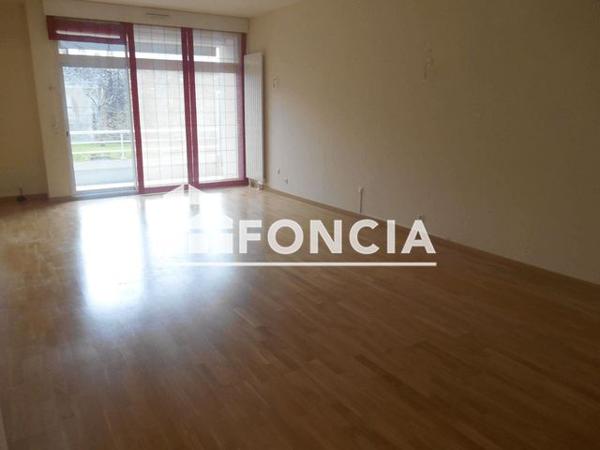 Location Appartement 4 pièces 117.89 m² - 5 RUE LT DE POLICE RYCKEBUSCH Vannes 56000