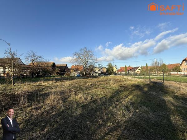 Superbe terrain constructible de 10,75 ares, libre de constructeur et hors lotissement !