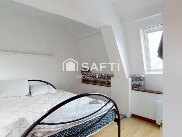 Maison familiale semi plain-pied, secteur calme avec jardin et double garage