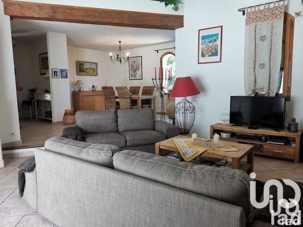 Maison traditionnelle 5 pièces de 160 m² à Pujaut (30131)