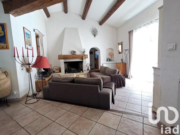 Maison traditionnelle 5 pièces de 160 m² à Pujaut (30131)