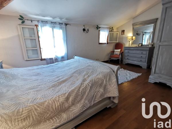 Maison traditionnelle 5 pièces de 160 m² à Pujaut (30131)