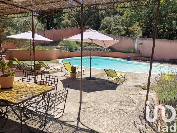 Maison traditionnelle 5 pièces de 160 m² à Pujaut (30131)