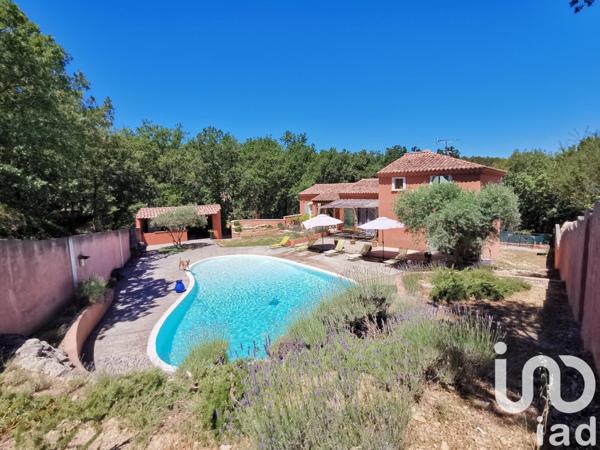 Maison traditionnelle 5 pièces de 160 m² à Pujaut (30131)