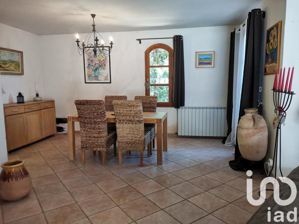 Maison traditionnelle 5 pièces de 160 m² à Pujaut (30131)