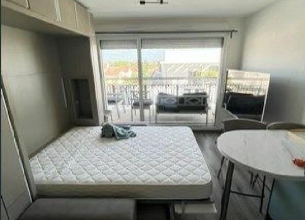 Appartement à louer    1 pièce • 31,72 m2 Colombes