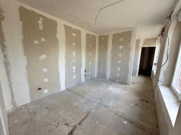 VAIGES – Maison – 3 chambres + bureau – Garage 65 m² – Terrain 717 m²