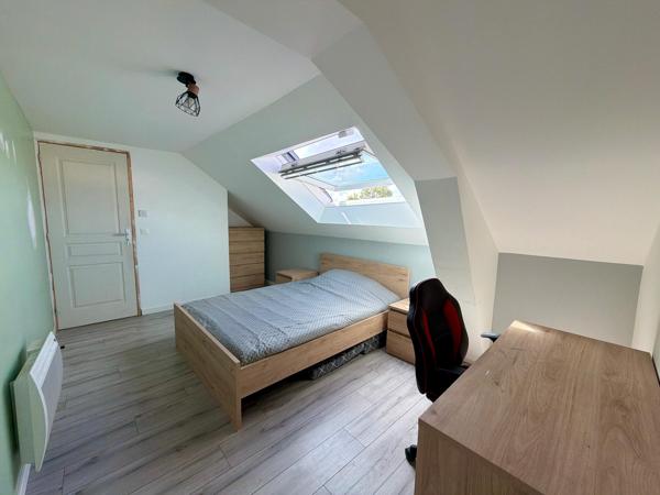 VAIGES – Maison – 3 chambres + bureau – Garage 65 m² – Terrain 717 m²