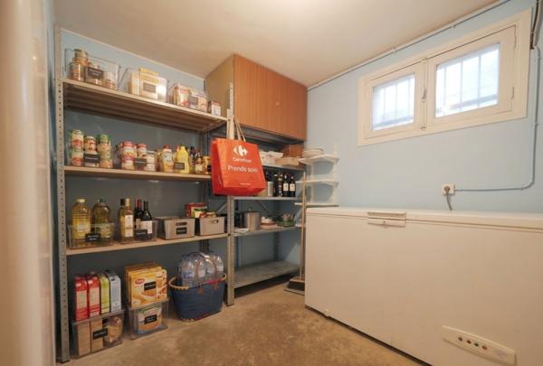 MAISON DE CARACTÈRE AVEC GRAND JARDIN - AU PIED DU MÉTRO PLACE CARNOT