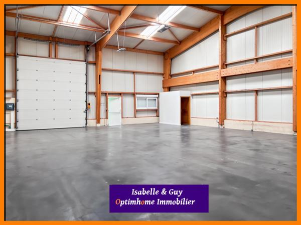 Zone industrielle, bâtiment entrepôt de 1 000 m²