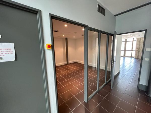Bureaux à louer - Les Docks - 13002 Marseille