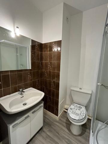 LE POULIGUEN - PROCHE PORT,  
Le pouliguen 44510