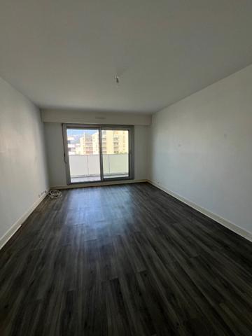 LE POULIGUEN - PROCHE PORT,  
Le pouliguen 44510