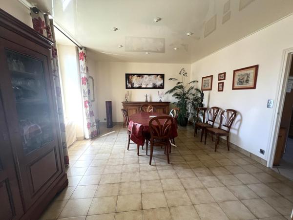 Maison à CHOLET, 49300 - 4 pièces 92m²