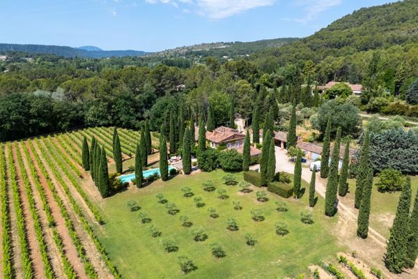 Vente Propriété viticole Villecroze 8 Pièces 235 m²
