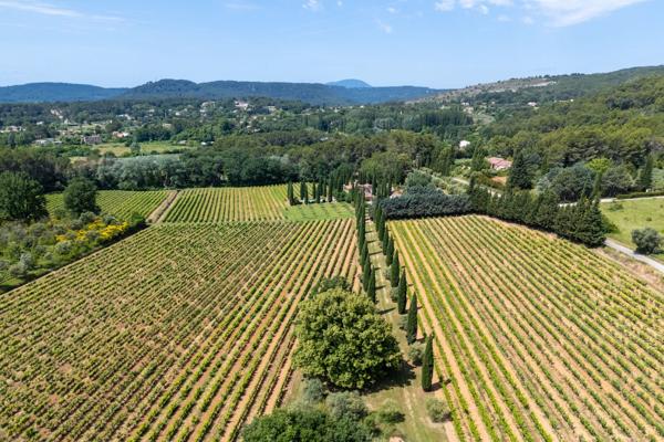 Vente Propriété viticole Villecroze 8 Pièces 235 m²