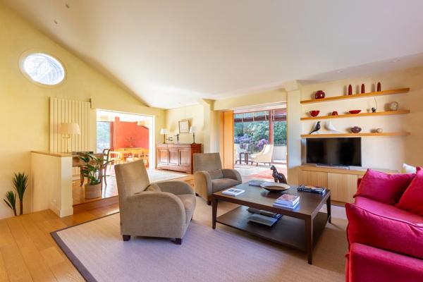 Saint-Germain-en-Laye, Maison 6 Chambres -  425 m² à vendre