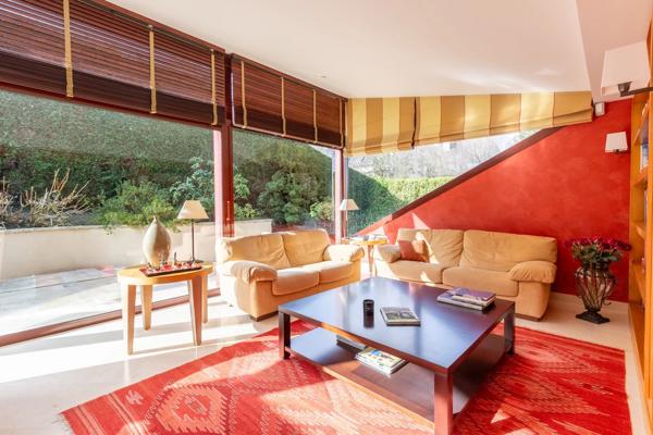 Saint-Germain-en-Laye, Maison 6 Chambres -  425 m² à vendre