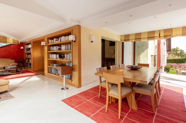 Saint-Germain-en-Laye, Maison 6 Chambres -  425 m² à vendre