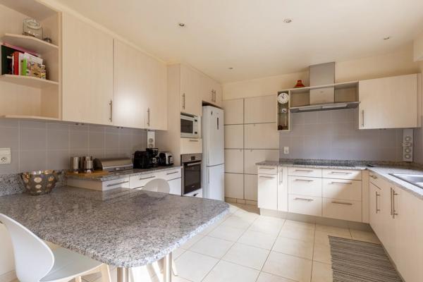 Saint-Germain-en-Laye, Maison 6 Chambres -  425 m² à vendre