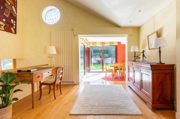 Saint-Germain-en-Laye, Maison 6 Chambres -  425 m² à vendre