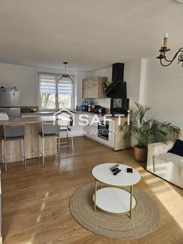 Maison mitoyenne,3 chambres,jardin,garage