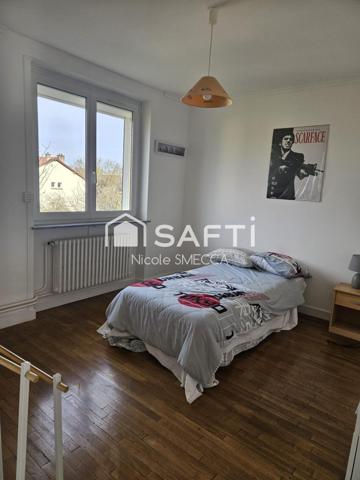 Maison mitoyenne,3 chambres,jardin,garage