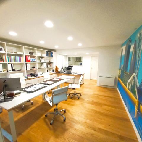 Local commercial - Boulevard Guist'hau - place Delorme,  
Nantes 44000