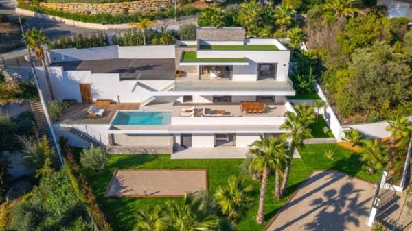 Dpt Var (83), à vendre SAINTE MAXIME maison P6 de 280 m² - Terrain de 1637 m²