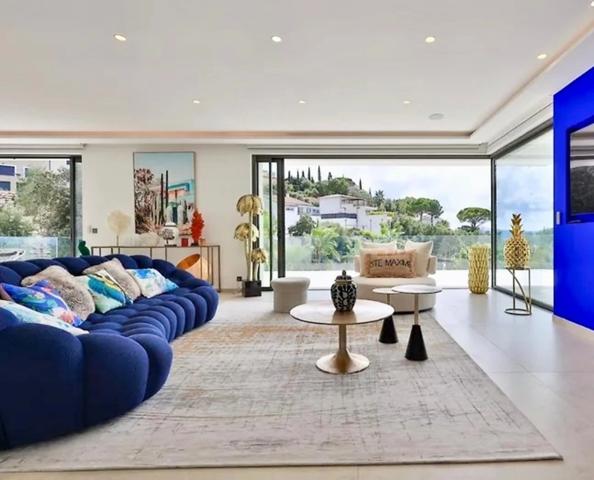 Dpt Var (83), à vendre SAINTE MAXIME maison P6 de 280 m² - Terrain de 1637 m²