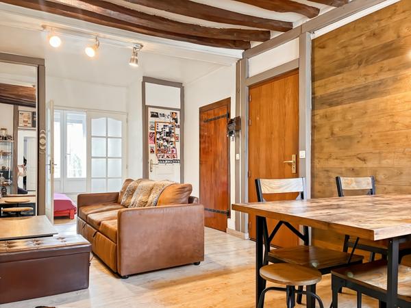 Linas (91310) LINAS – Appartement F2 au premier étage avec jardin à partager