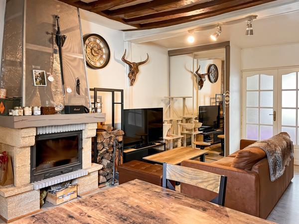 Linas (91310) LINAS – Appartement F2 au premier étage avec jardin à partager