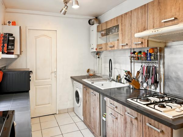 Linas (91310) LINAS – Appartement F2 au premier étage avec jardin à partager