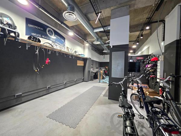 Murs commerciaux 100 m² - Le Peyrou