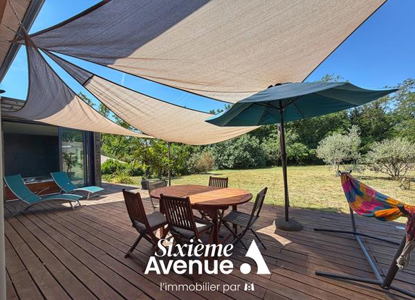Maison 7 pièces 221 m2