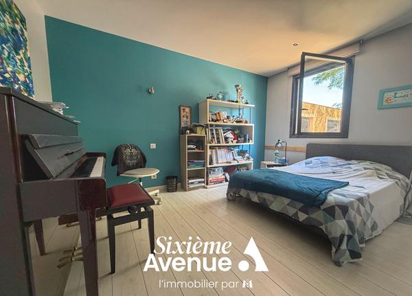 Maison 7 pièces 221 m2