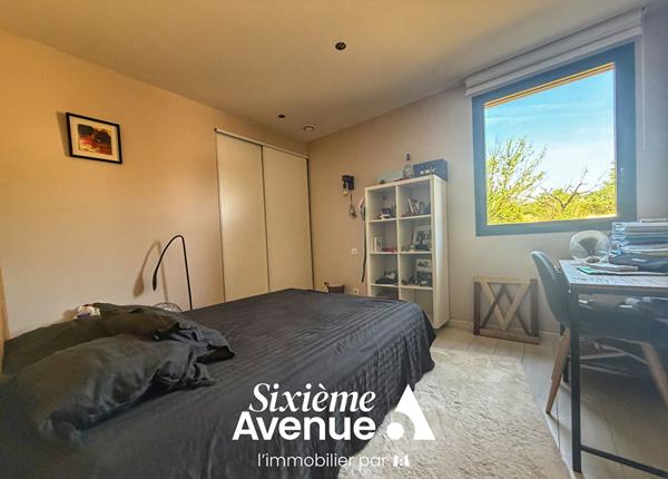 Maison 7 pièces 221 m2