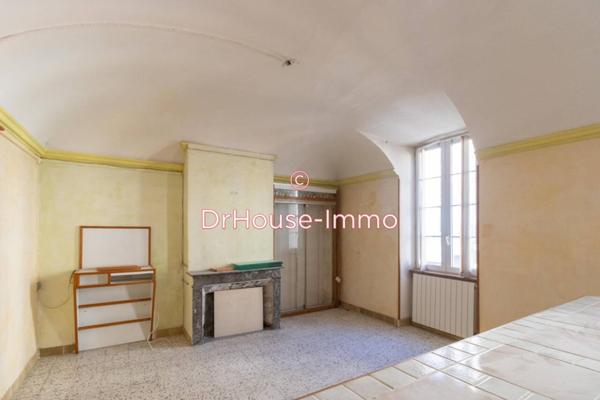 Immeuble à vendre 25 pièces de 450 m²