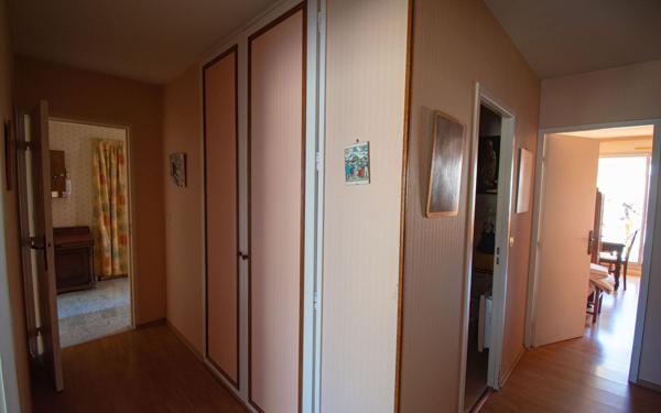 Appartement à vendre    4 pièces • 99 m2 Saint-Laurent-du-Var