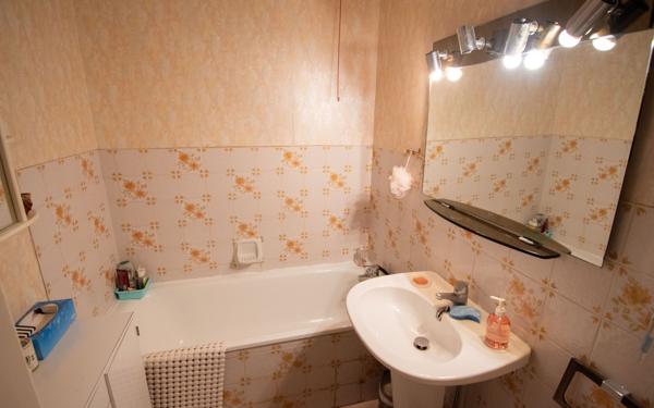 Appartement à vendre    4 pièces • 99 m2 Saint-Laurent-du-Var