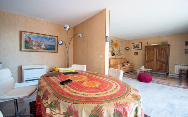 Appartement à vendre    4 pièces • 99 m2 Saint-Laurent-du-Var