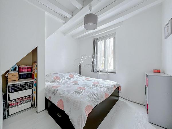 Maison dans le village d'Eragny sur Oise