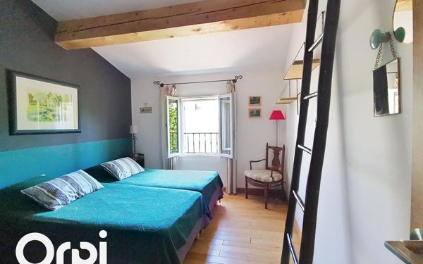 Maison à vendre    6 pièces •  La Cadière-d'Azur