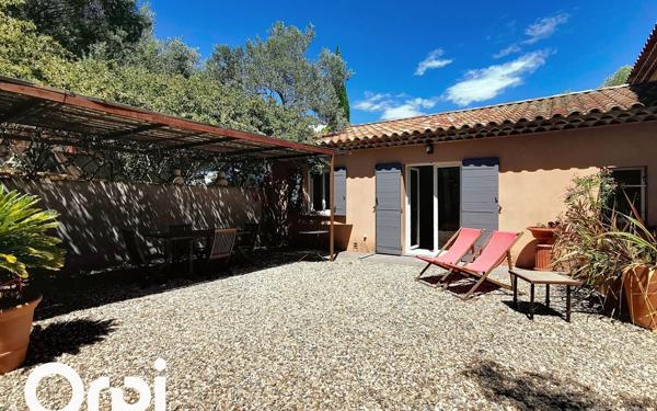 Maison à vendre    6 pièces •  La Cadière-d'Azur