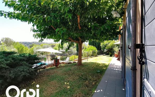 Maison à vendre    6 pièces •  La Cadière-d'Azur