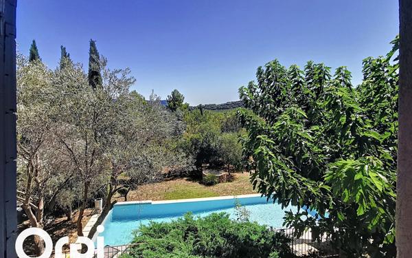 Maison à vendre    6 pièces •  La Cadière-d'Azur