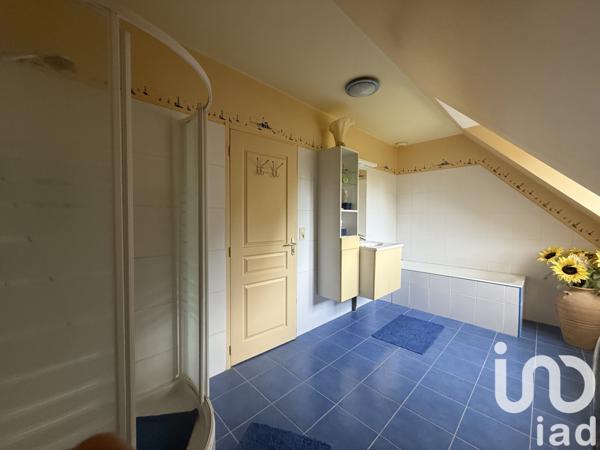 Maison à vendre 8 pièces 220 m² Équemauville