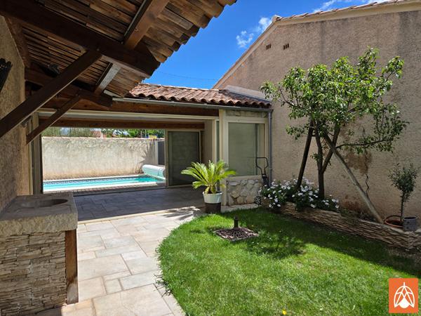 Maison 5 pièces - 129 m2 - Istres (13) Istres Maison 5 pièces - 129 m2 - Istres (13) Istres