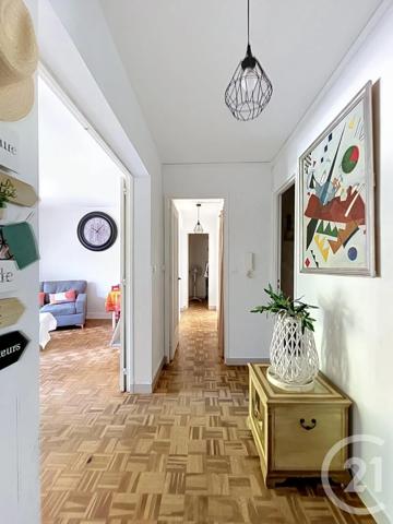 Appartement F3 à vendre  3 pièces - 63 m 2   COMPIEGNE  - 60